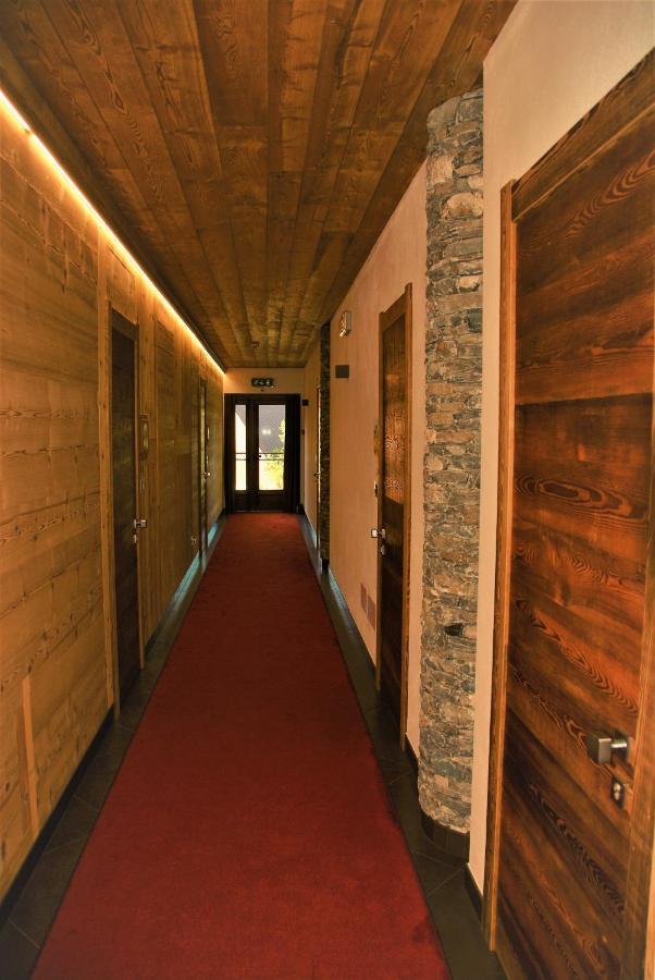 Chalet Allemand Oulx エクステリア 写真